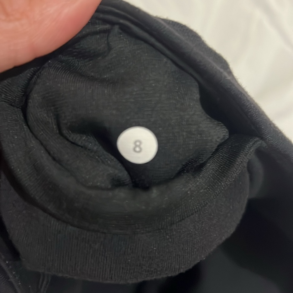 🍋Lululemon🍋 Capris - Picture 5 of 5